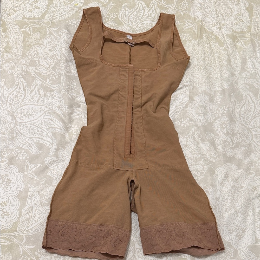 Women’s Shapewear Bodysuit in Brown - Smooth Sculpting Support